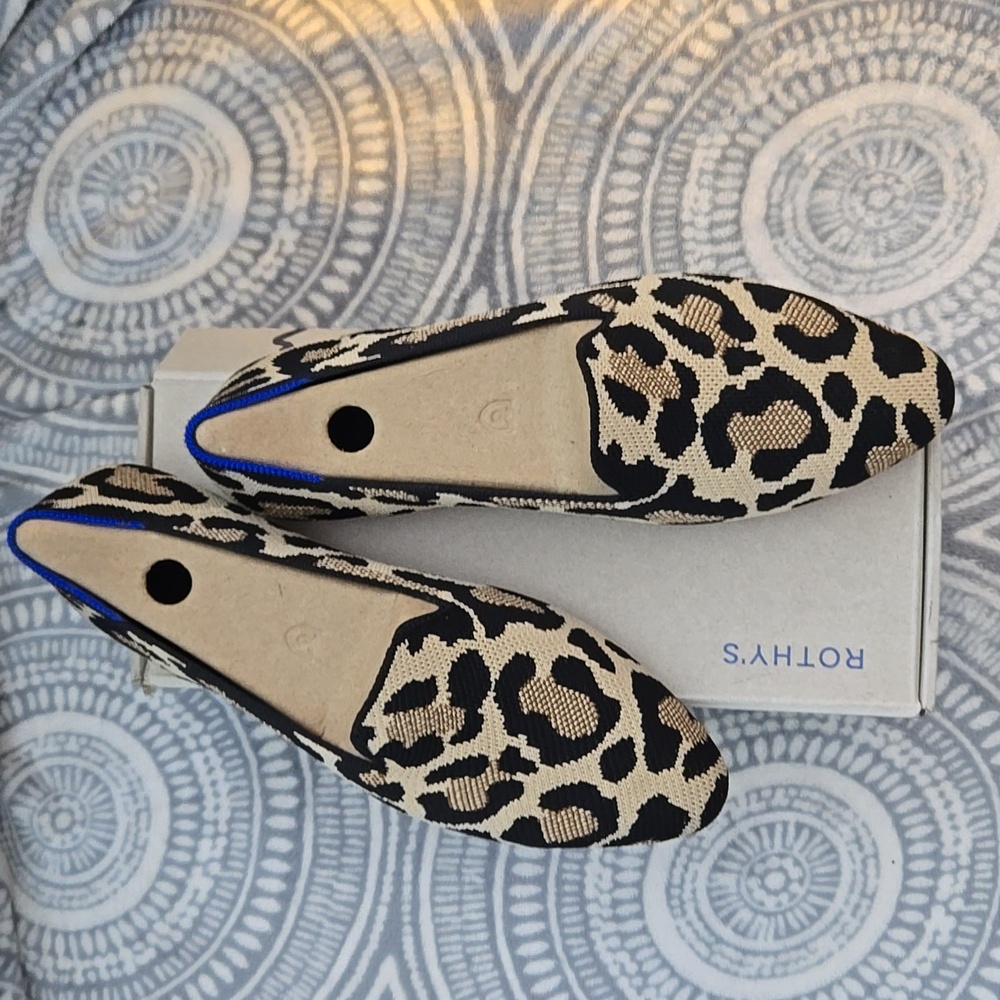 Rothy's Almond Loafers Desert Cat sz 8.5